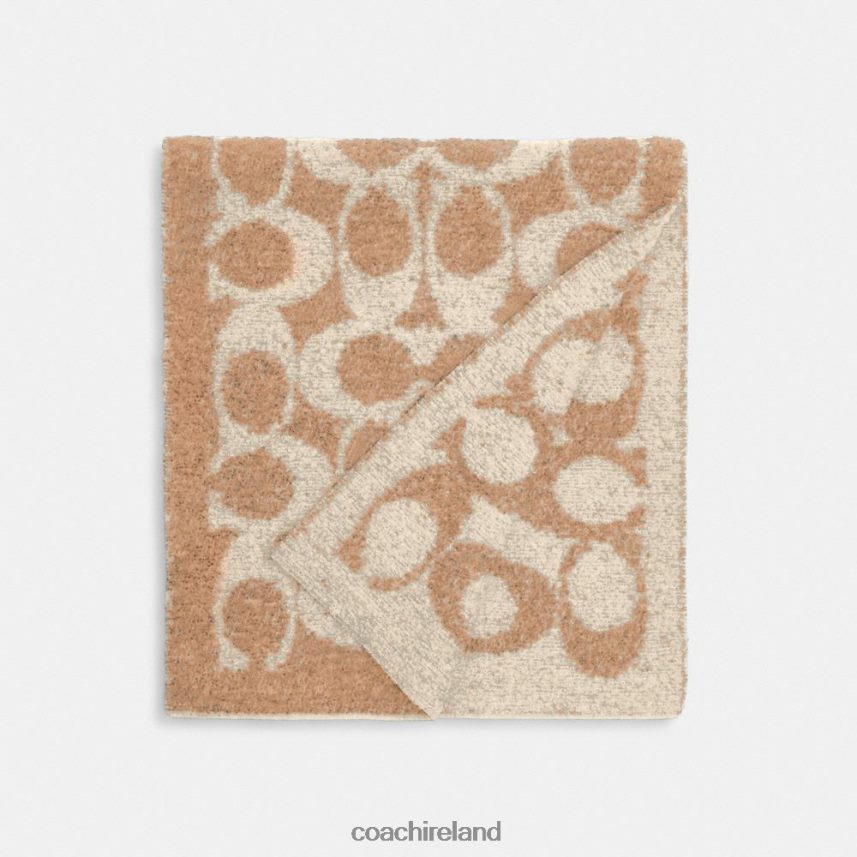 Coach Women SIGNATURE MUFFLER Chalk 80N2R2578