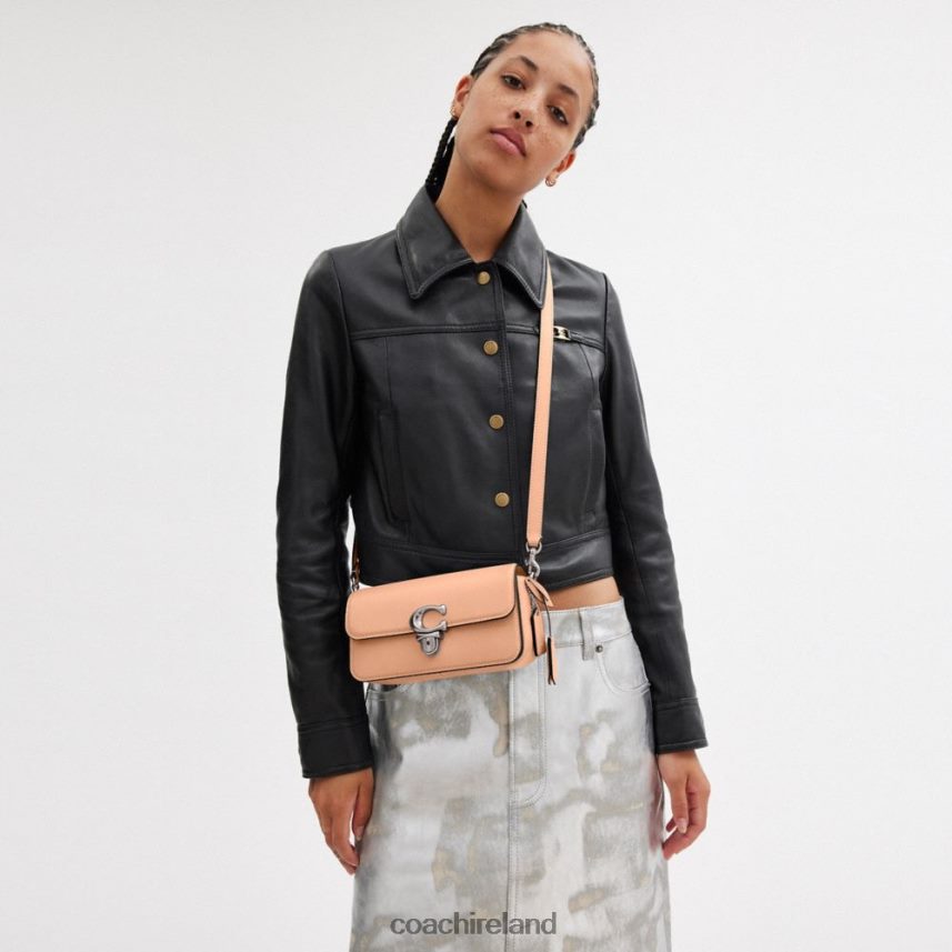 Coach Women STUDIO BAGUETTE BAG LH/Buff 80N2R2182