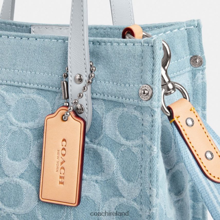 Coach Women FIELD TOTE 22 IN SIGNATURE DENIM LH/Pale Blue 80N2R2302